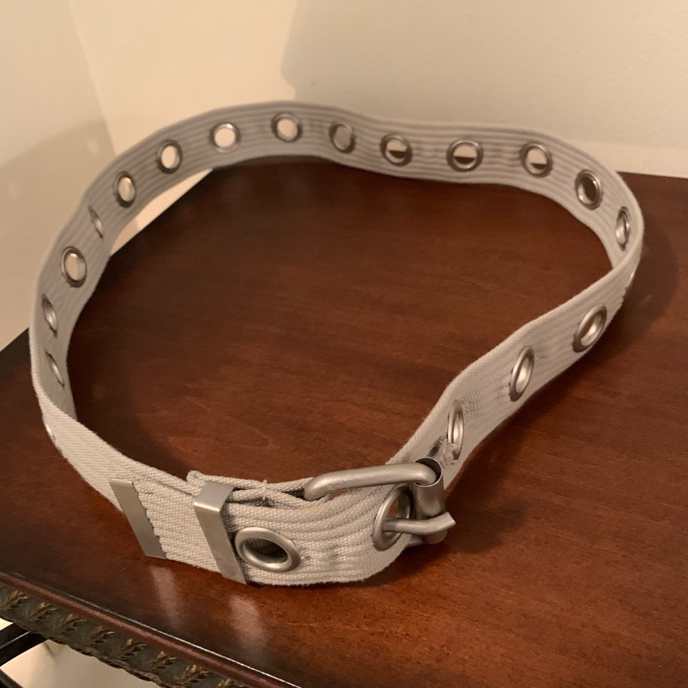 Womens belt